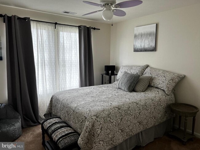 Building Photo - 800 Severn Dr