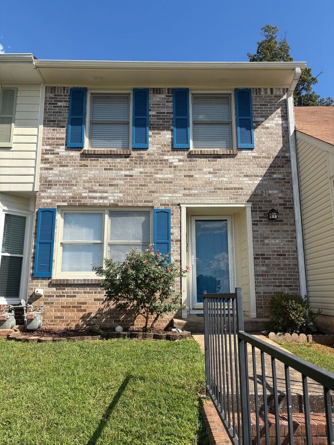 Primary Photo - New For Rent in Grayson Valley!