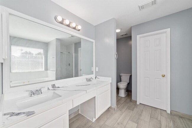 Building Photo - 5530 Imperial Grove Dr