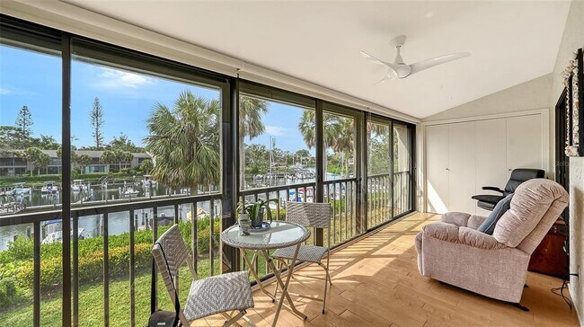 Building Photo - 1611 Clower Creek Dr