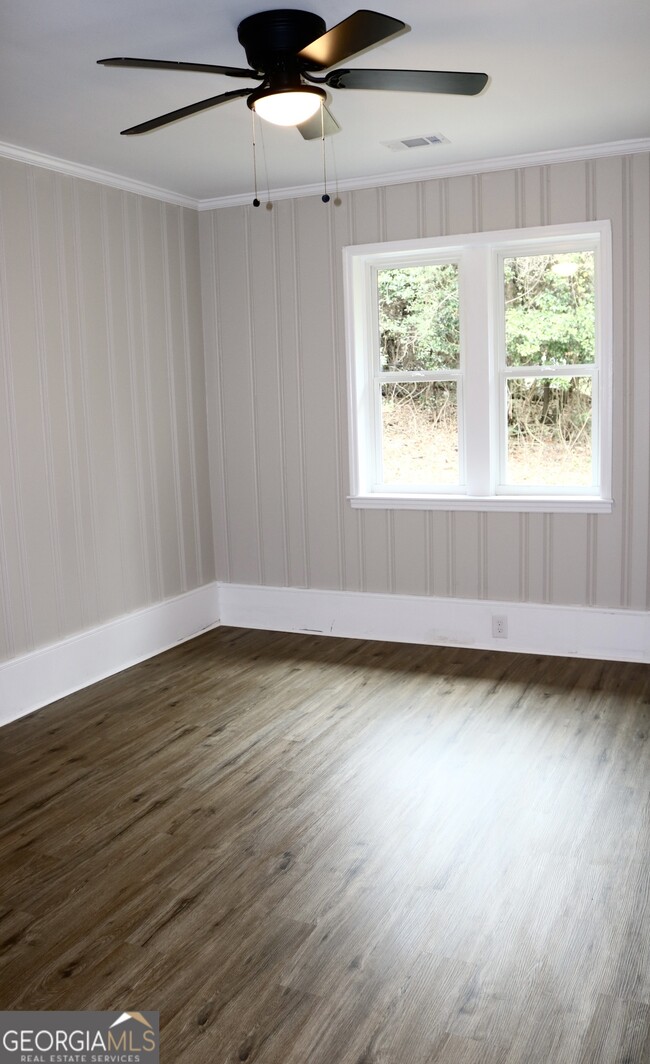 Building Photo - 118 Dougherty St