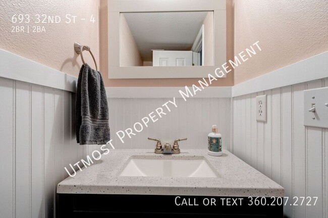 Building Photo - Beautifully Appointed Furnished 2BD Condo ...