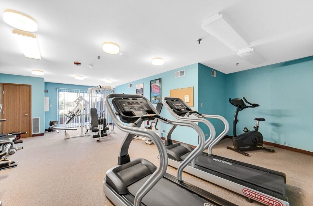 Building Photo - 3255 Kirchoff Rd