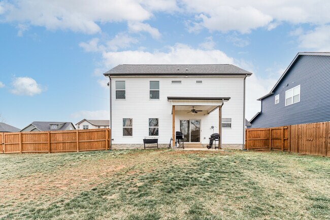 Building Photo - 1106 Eagle's View Dr