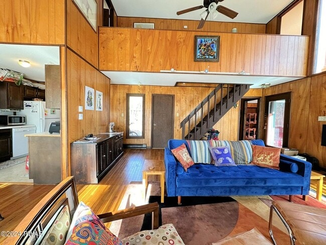 Building Photo - 402 Canoe Brook Dr