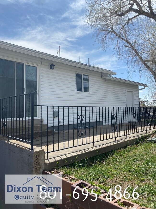 Building Photo - 792 Shepard Ln