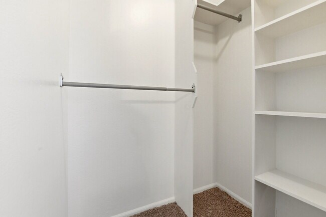 Building Photo - $2,120.95 with $300 off the first month's rent, 2 Beds - 2 Bath, Duplex in Lakewood with Cozy Car...