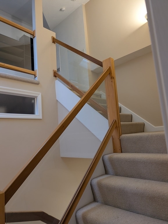 Building Photo - 285 America Blvd