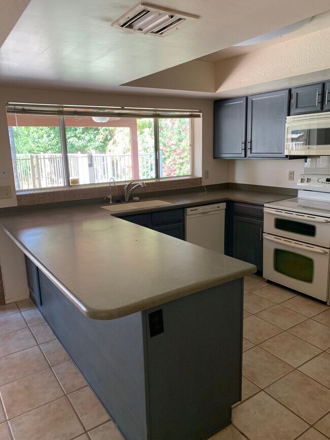 Building Photo - COMING SOON! Spacious 3 Bed 2 Bath Home w/ Private Pool!