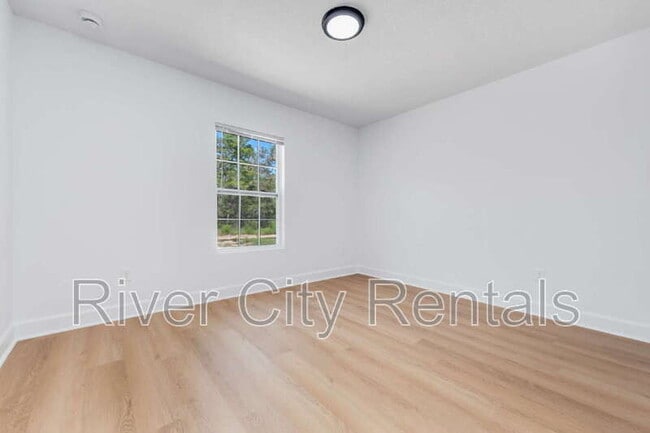 Building Photo - 7127 Stetson St