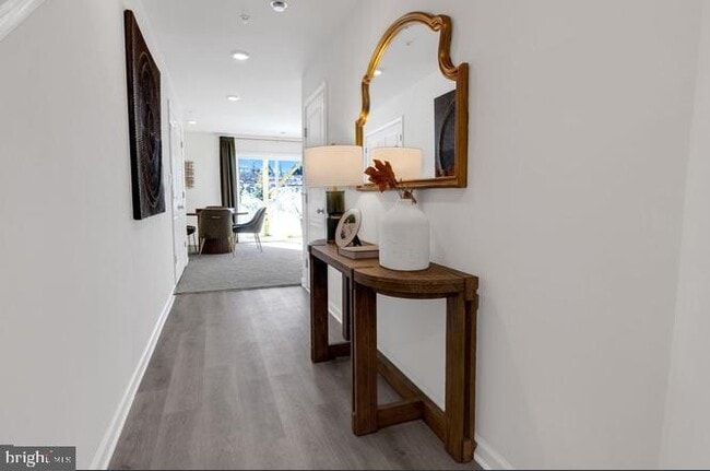 Building Photo - 8214 Alexander Court