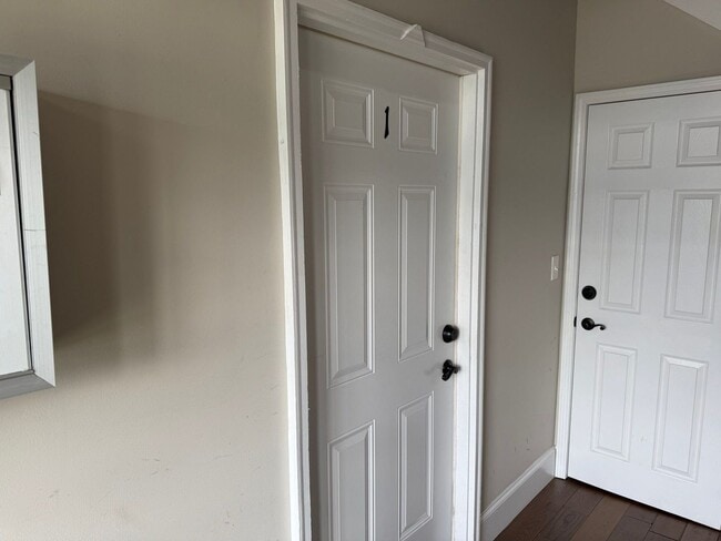 Building Photo - 708 Morgan St