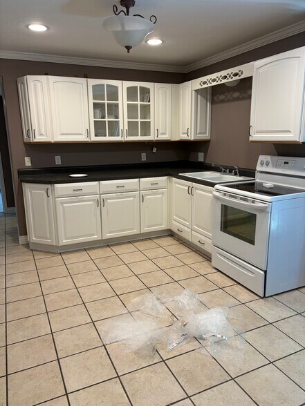 Building Photo - 7918 S Desert Ridge Cv