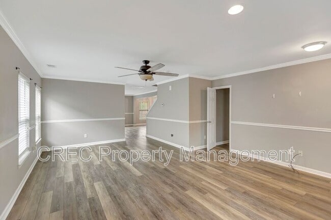 Building Photo - 304 Deep River Rd