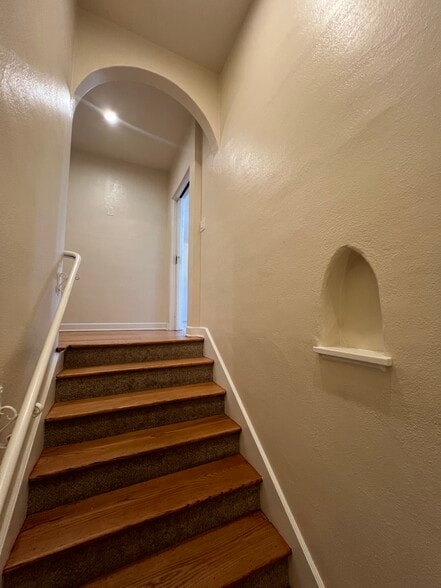 Entry Stair - 2528 Front St