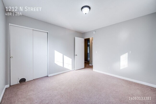 Building Photo - 1212 N Street-