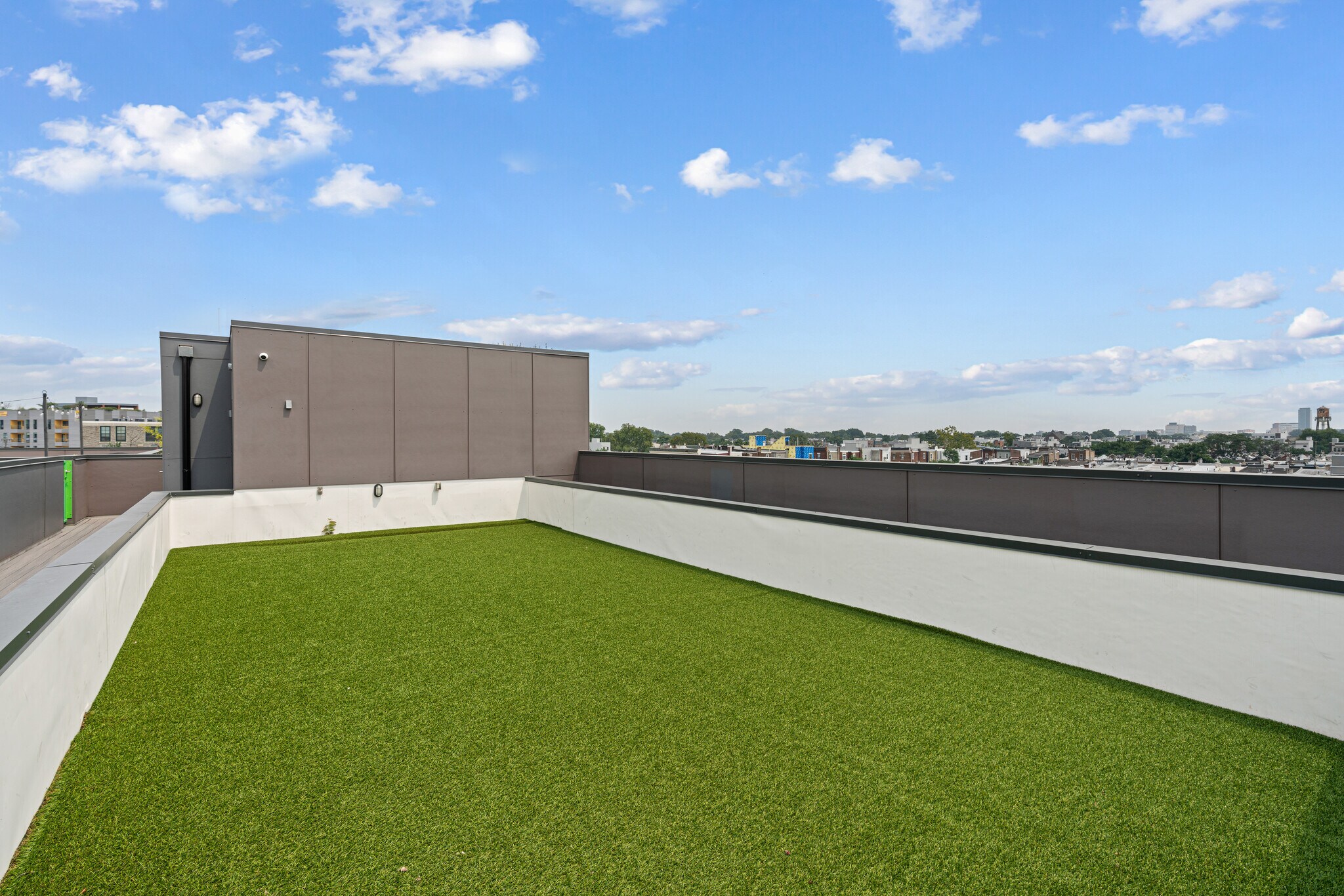 Building Photo - 1501 N 31st St