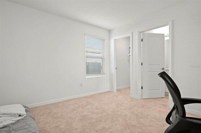 Building Photo - 6305 Springmont Lp