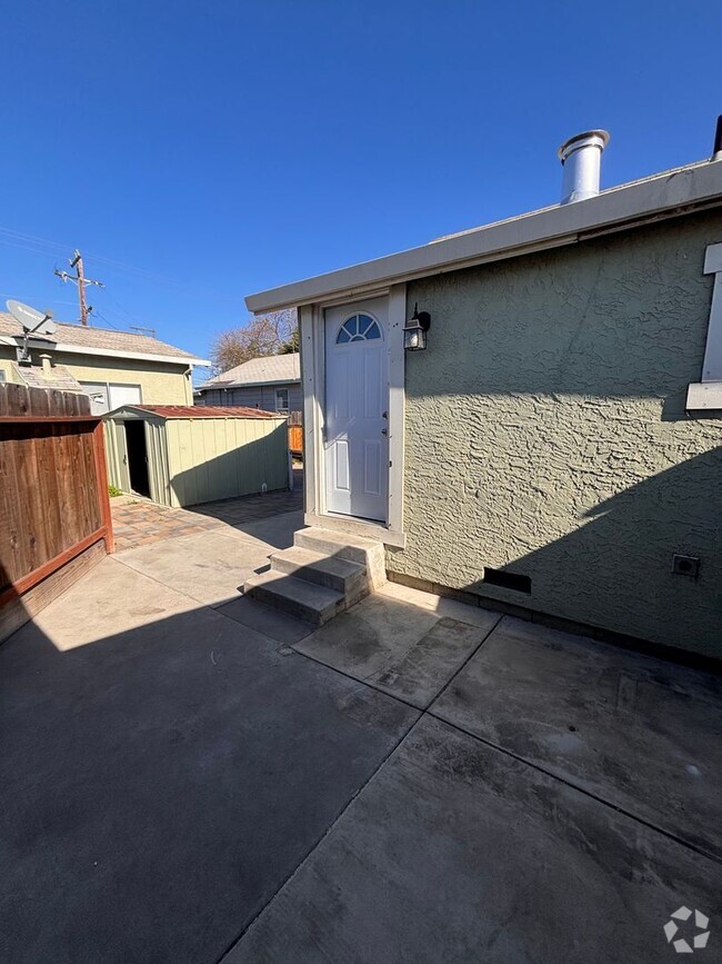 Building Photo - One Bedroom ADU Downtown Hollister