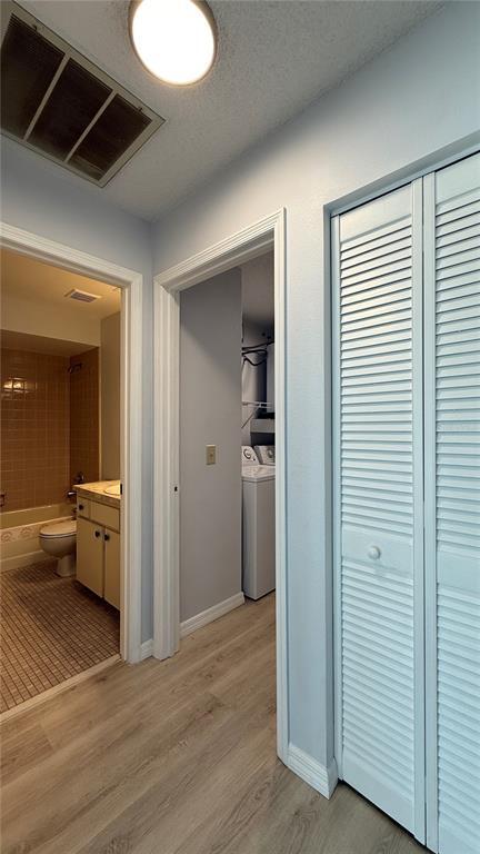 Building Photo - 555 Hunter Cir