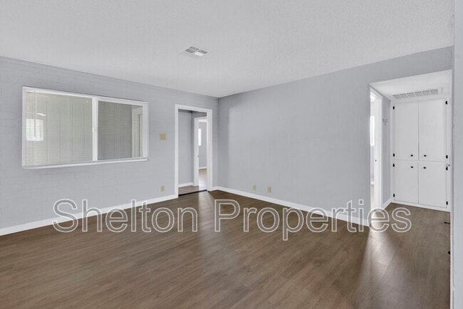 Building Photo - 6022 S 3rd St