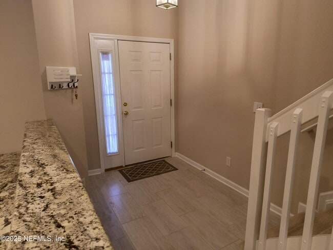 Building Photo - 3253 Climbing Ivy Trail