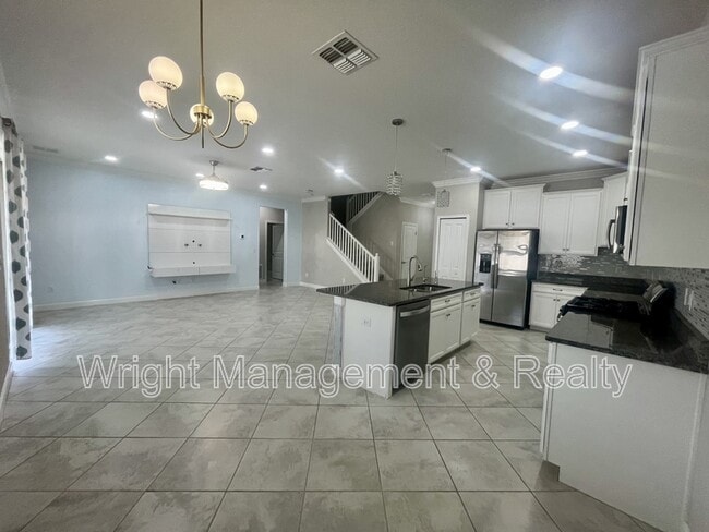 Building Photo - 25149 Lambrusco Loop