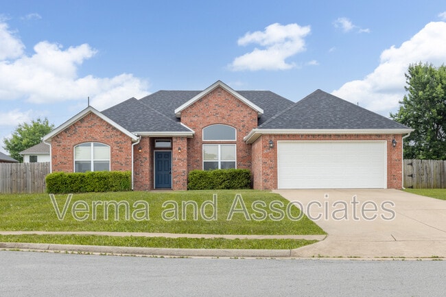 Building Photo - 4307 SW Fieldstone Blvd