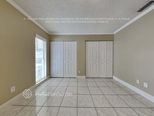 Building Photo - 4037 Eastridge Dr