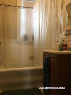 Building Photo - 92 Maple St