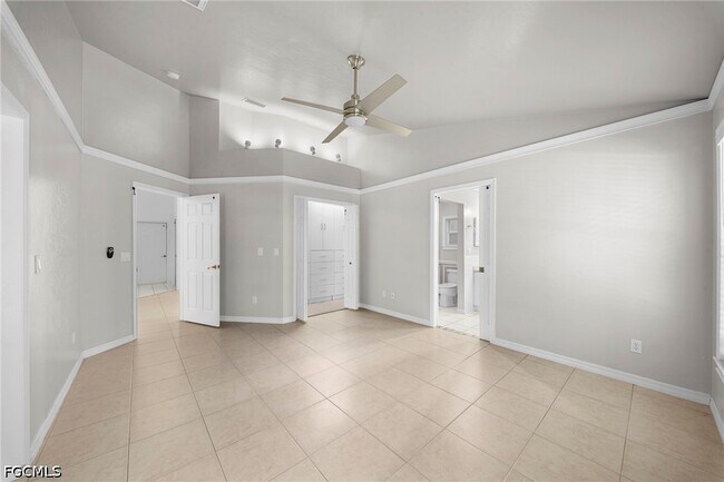 Building Photo - 2614 7th St W