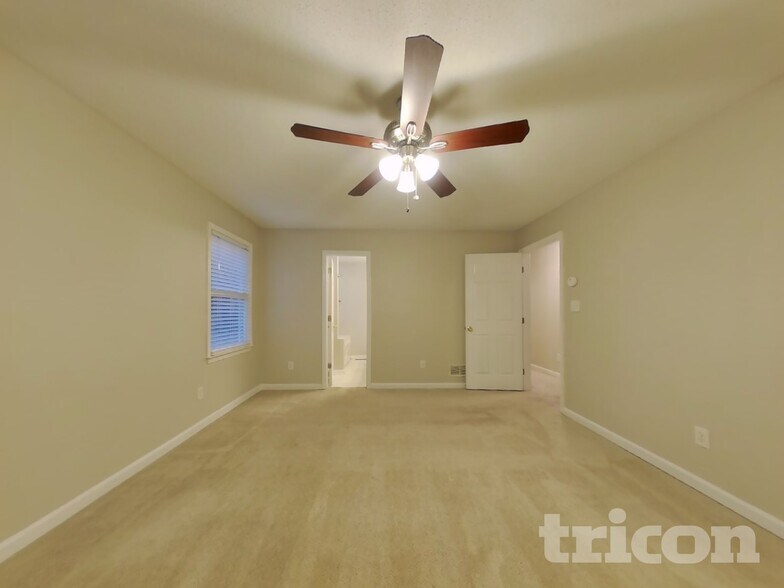 Building Photo - 3 Misty Ridge Pl