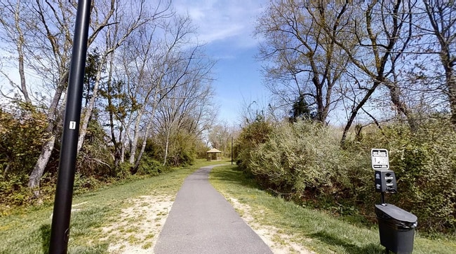 Building Photo - 1720 SF Townhome - 3 BR/1.5 BA in Vineland...