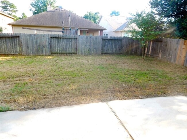 Building Photo - 814 Levi Bend