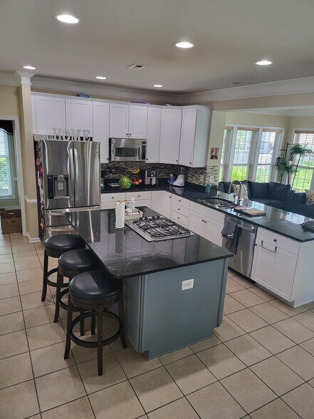 Building Photo - 25794 Rawley Springs Dr