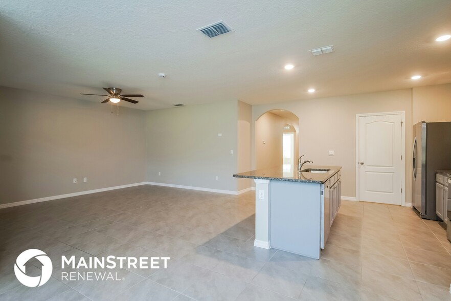 Building Photo - 3281 Logan Berry Dr