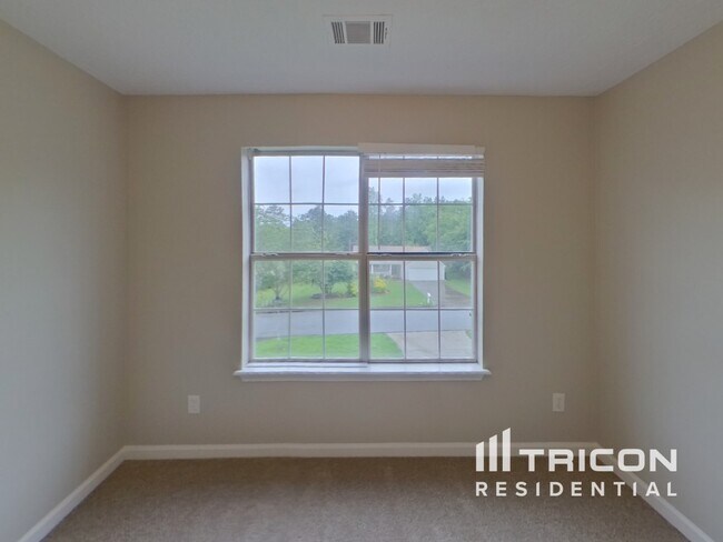 Building Photo - 4460 Brookridge Dr SW