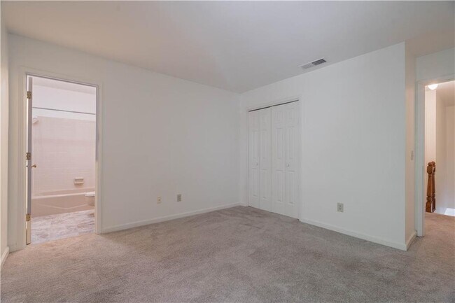 Building Photo - 1271 Whitlock Ridge Dr