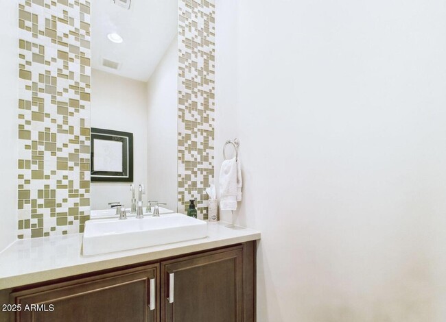 Building Photo - 4571 S Pinaleno Dr