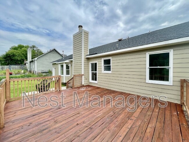 Building Photo - 6732 Vaughn Rd