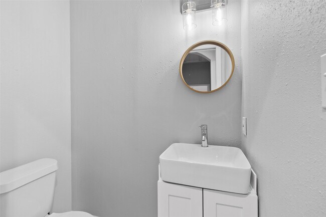 Building Photo - 17526 Golden Glade Ln