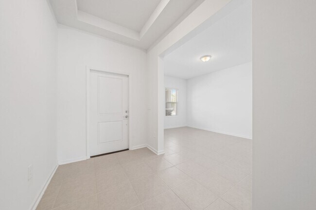 Building Photo - 3 Bedrrom 2 bathroom + Office-Brand-New Luxury Living in Rivington – DeBary, FL