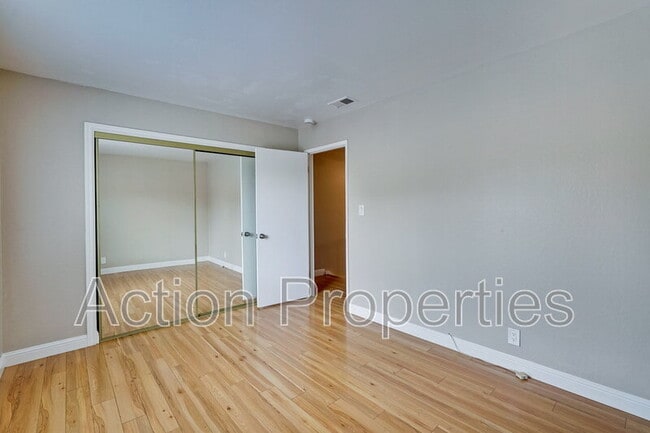 Building Photo - 1963 Landess Ave