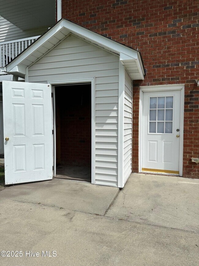 Building Photo - 4465 Magellan Ct