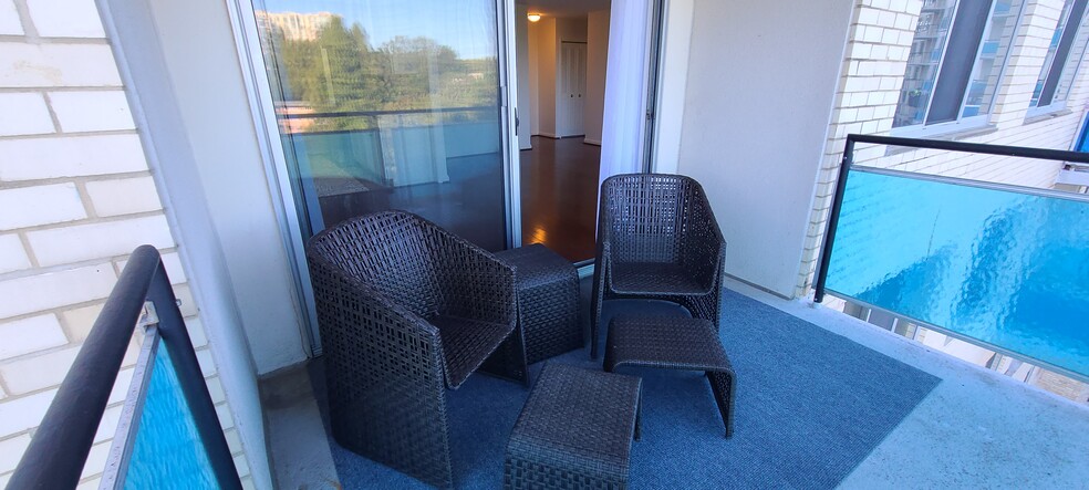 Building Photo - 10401 Grosvenor Pl