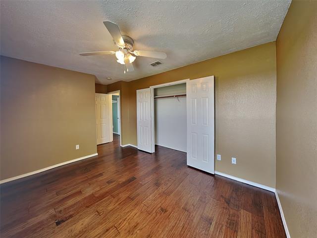 Building Photo - 5558 Heatherglen Terrace