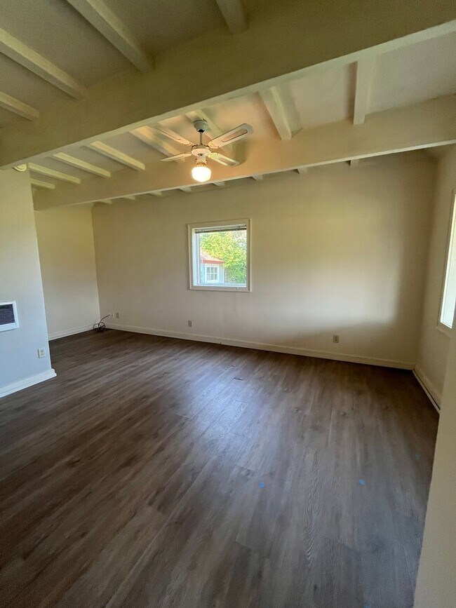 Building Photo - 3-Bedroom 2-Bathroom house in Pleasant hill