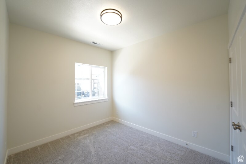 Building Photo - 1561 110