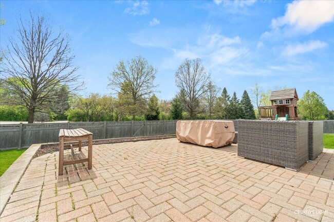 Building Photo - 2772 Cranston Cir