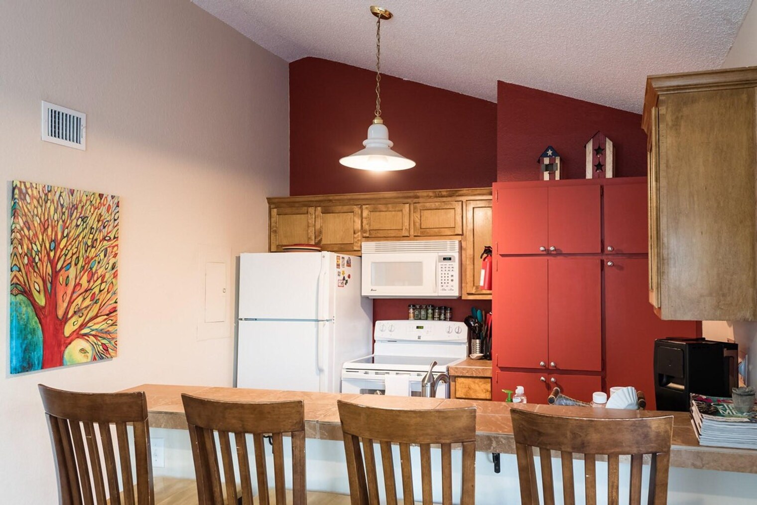 Building Photo - 1200 Hollow Creek Dr